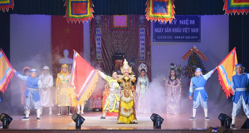 Sân khấu cải lương lưu giữ nghệ thuật truyền thống dân tộc